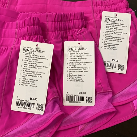 Lululemon Hotty Hot Short 2.5” - POW Pink - NWT - Picture 2 of 4